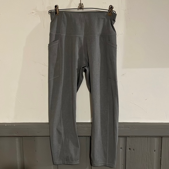 all in motion Pants - All in Motion Cropped Leggings